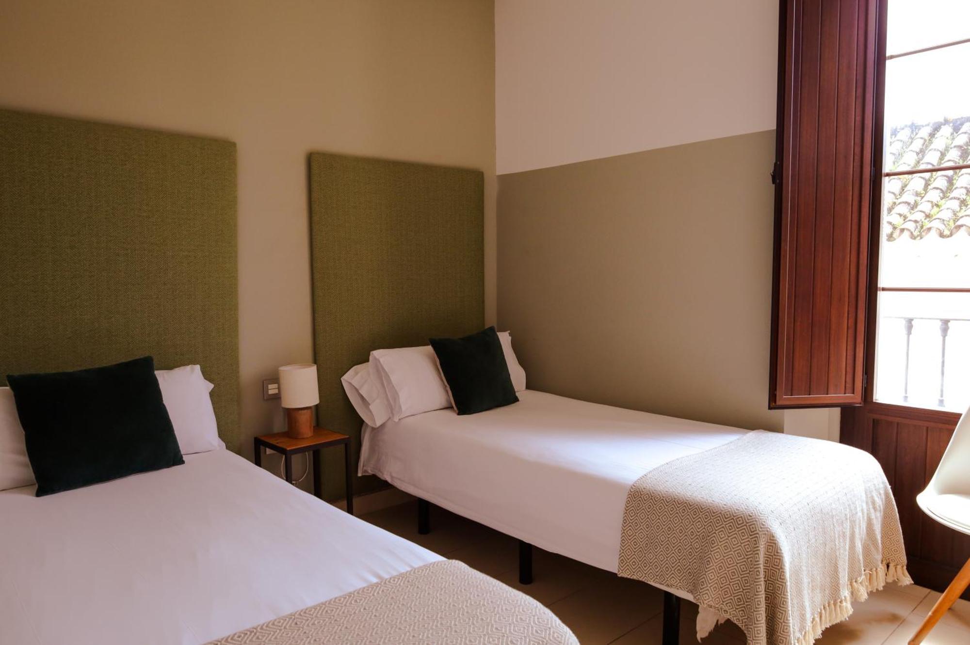 Guzman El Bueno Suites Севилья Экстерьер фото