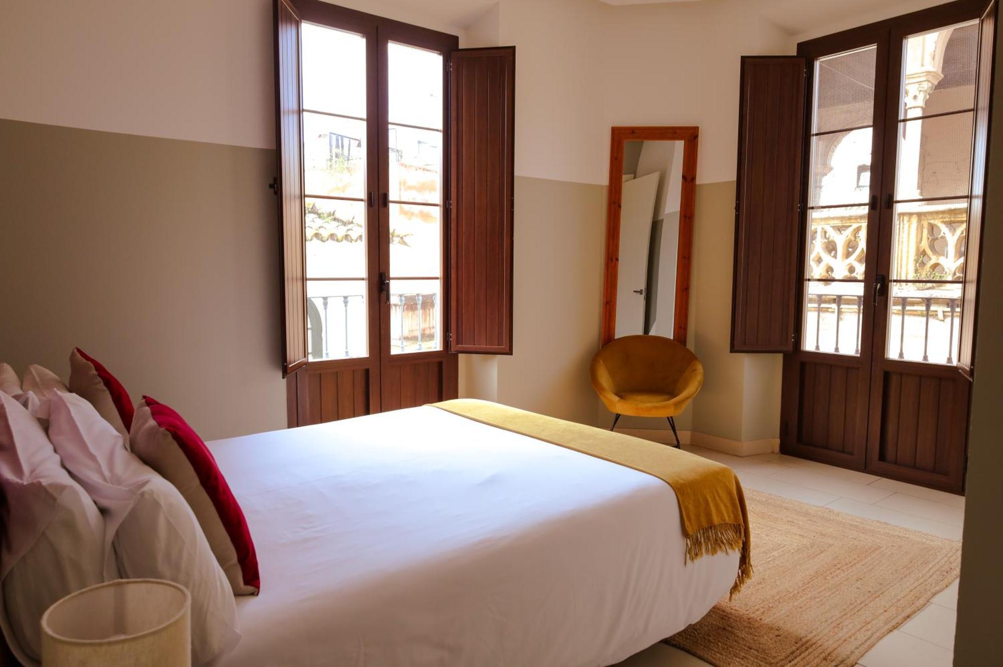 Guzman El Bueno Suites Севилья Экстерьер фото