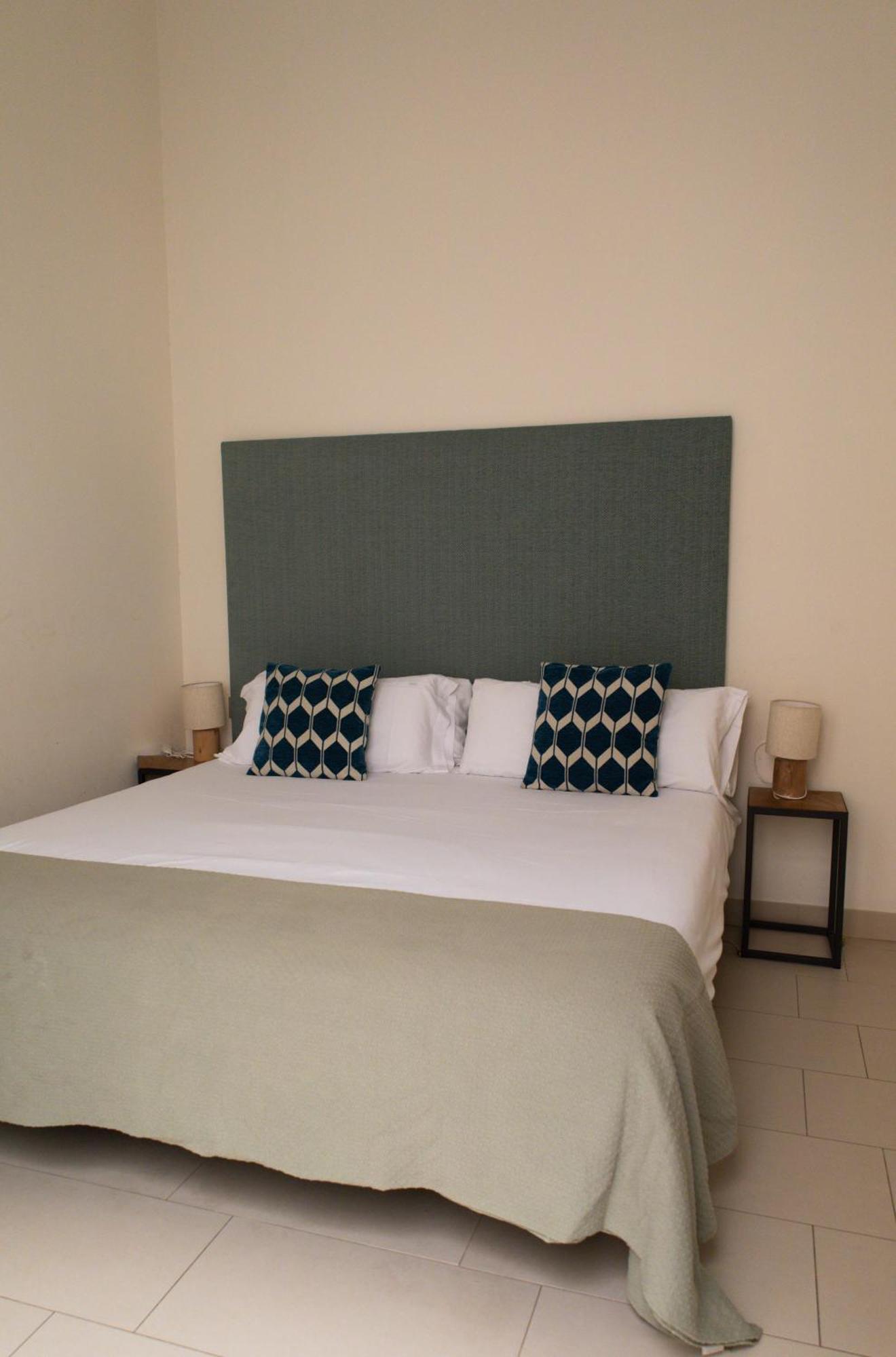 Guzman El Bueno Suites Севилья Экстерьер фото